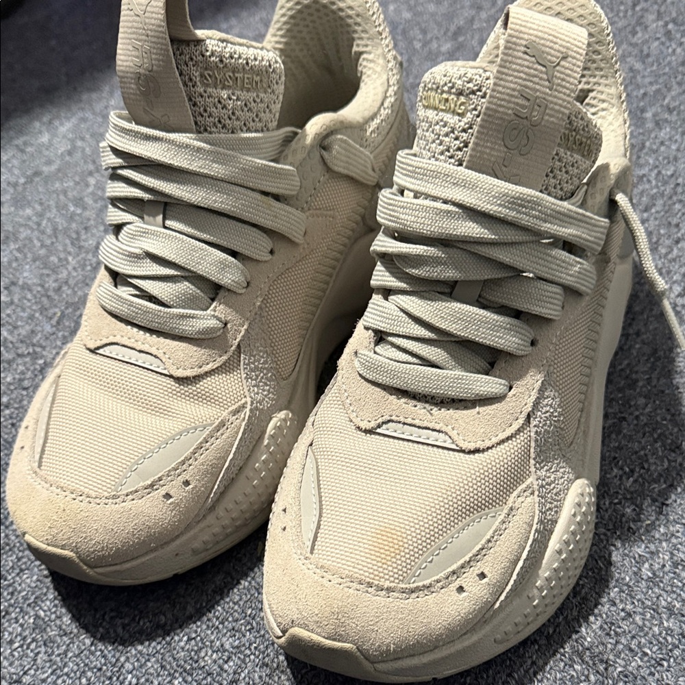 Pumas - Picture 4 of 4